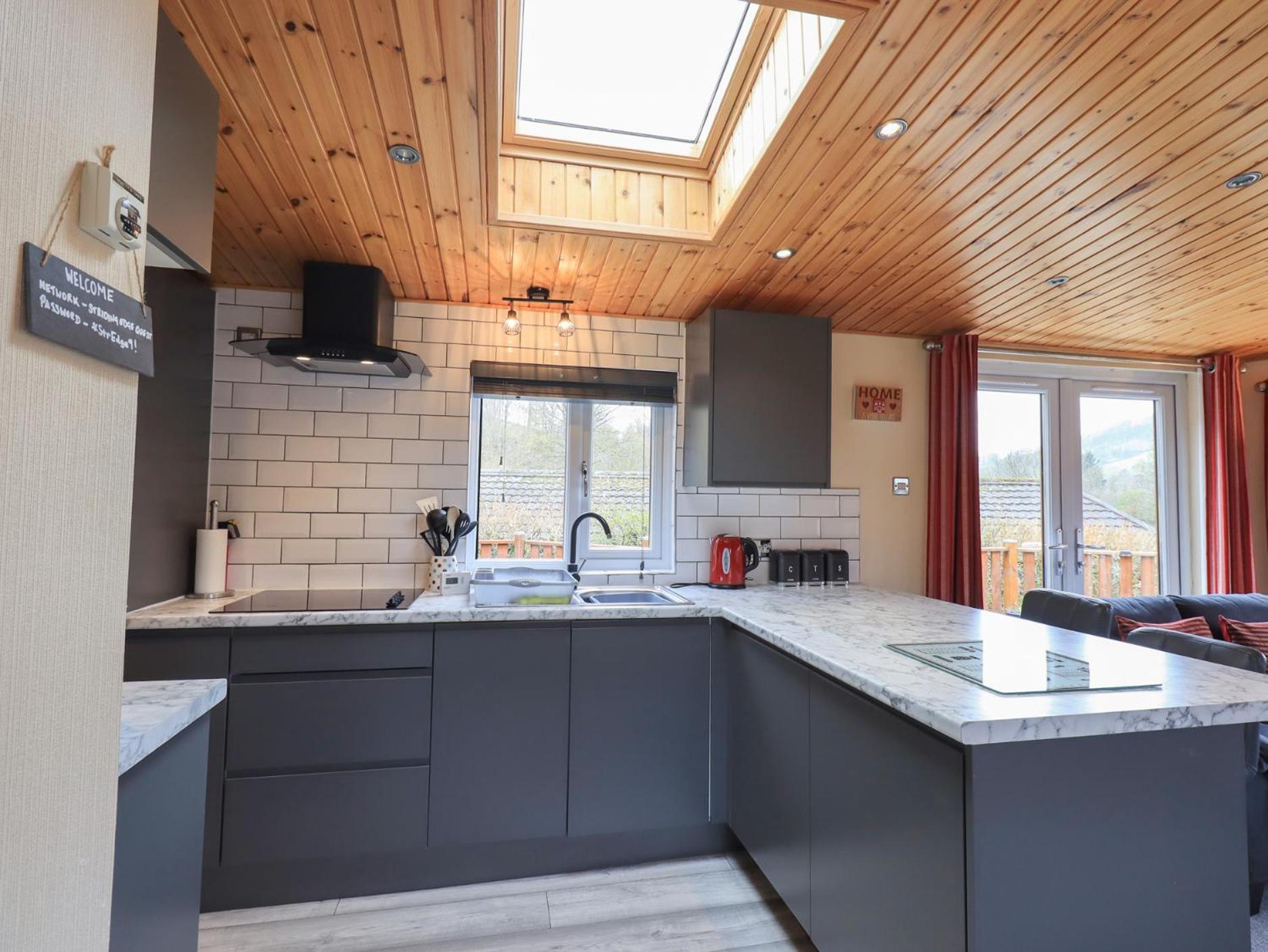 Striding Edge Lodge Windermere Exterior photo